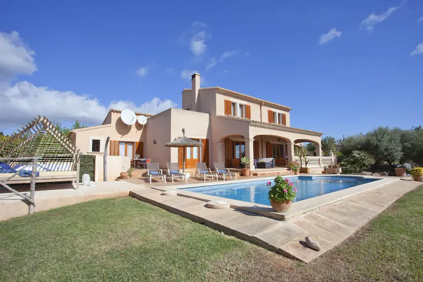 Finca with sea views and pool special offer last week of August - Image 1