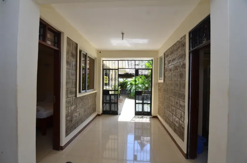 Silent Cruise Resort - Image 1