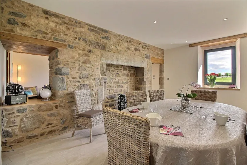 Le petit abri des pins - Image 1