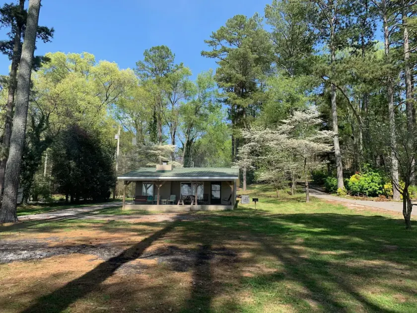 Tennessee River Cabin - Image 1