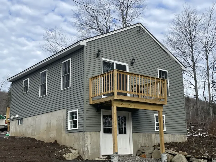 Riverview home - Image 1