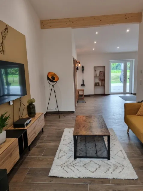 Ehemaliger Schweinestall, moderne Ferienwohnung in Alleinlage, Sauna und Hot Tub - Image 1