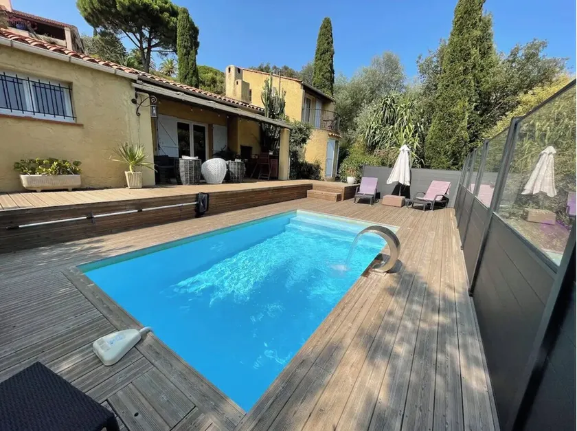 Studio indépendant avec belle terrasse à 5 minutes de la mer. - Image 1