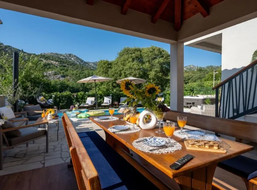 Peaceful Holiday Home Ivona - Image 1