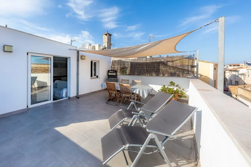 Romantisches Casa Coronel Aloy mit modernen Interieurs, Dachterrasse, Klimaanlage und WLAN - Image 1