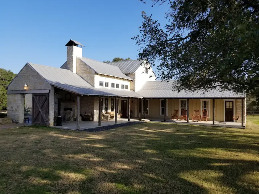 Stone Farmhouse på Starlight Farm - Image 1