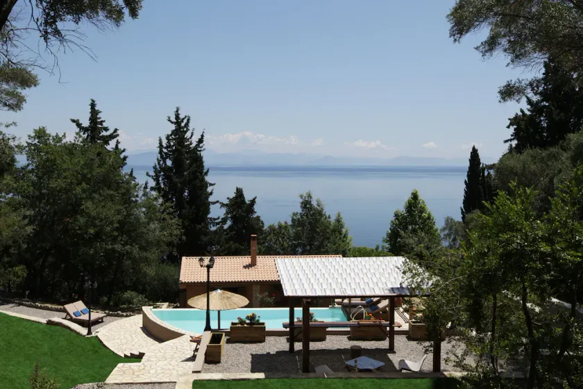 EDEM Villa sea-front - Image 1