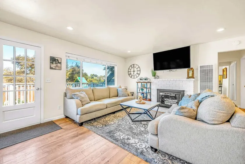 Monterey Bay Home Near Beach and Wharf - Image 1