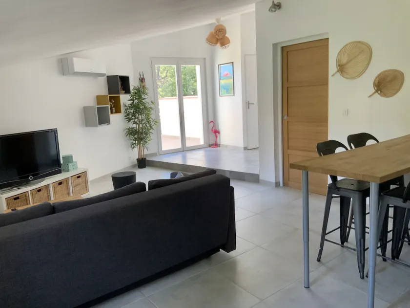 Very nice, quiet apartment near the beach - Image 1