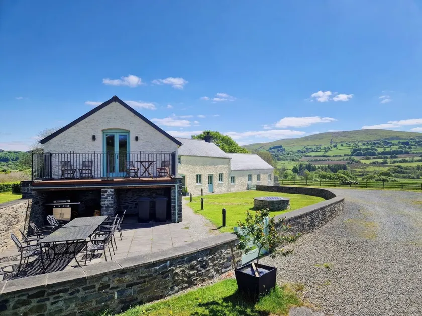 Felin Hedd Peaceful Mill - Image 1