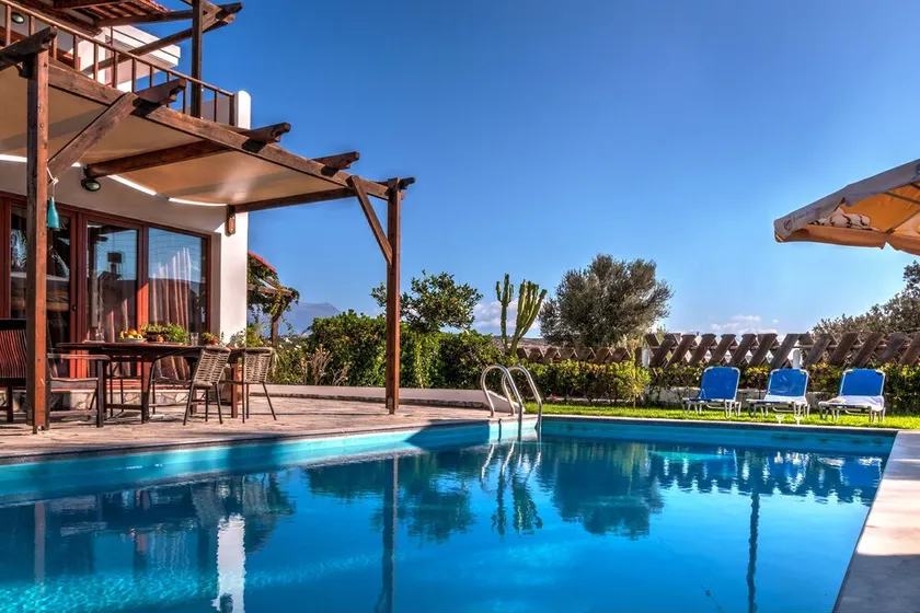 Detached house with great view to Psiloritis mountains - Image 1