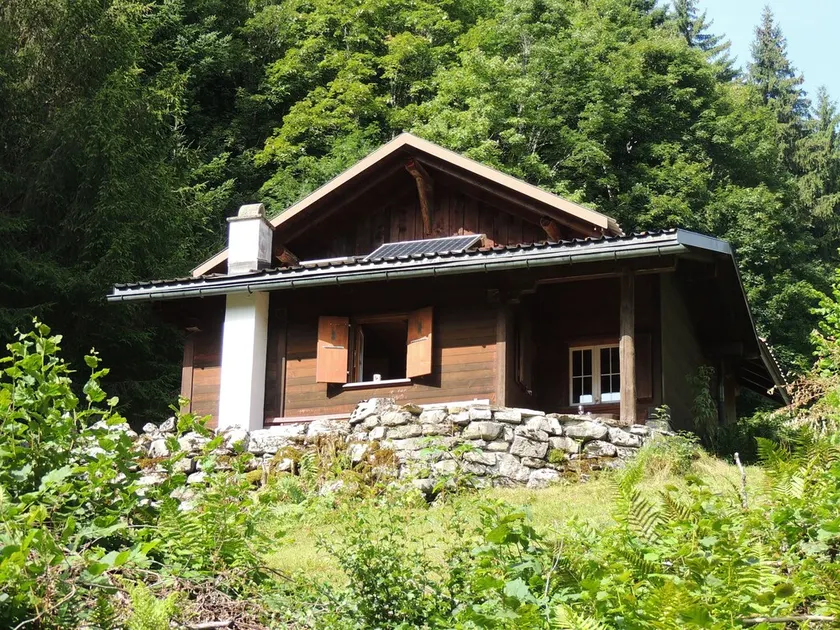 Lovingly furnished Alphüttli - Image 1
