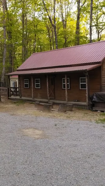 Cozy Cabin and Campground near Big South Fork National River and Recreation Area - Image 1