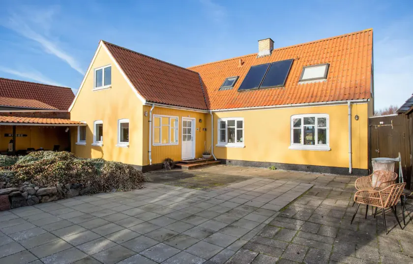 Lækkert hjem i Ålbæk med køkken - Image 1