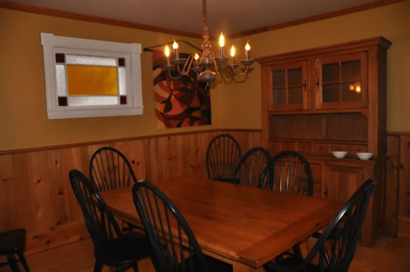 Delightful, Family Friendly,  Heritage, Urban Home Near All Amenities, - Image 1