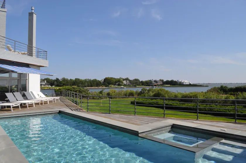 2-hektar vattnet hem med fantastisk utsikt, pool, privat strand och djuphavsbrygga - Image 1