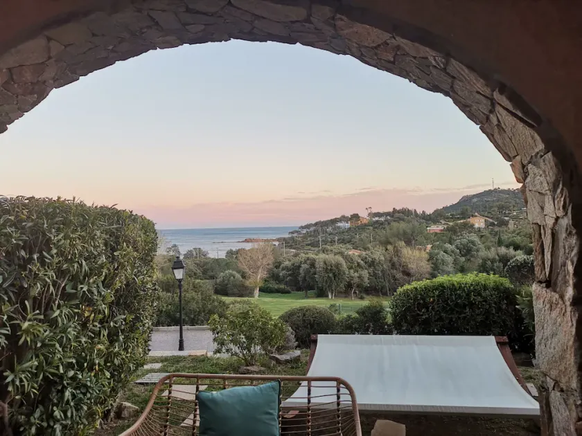 Exceptional SEA VIEW - Jacuzzi - Garden - Air conditioning - Fiber at CAP ESTEREL - Image 1