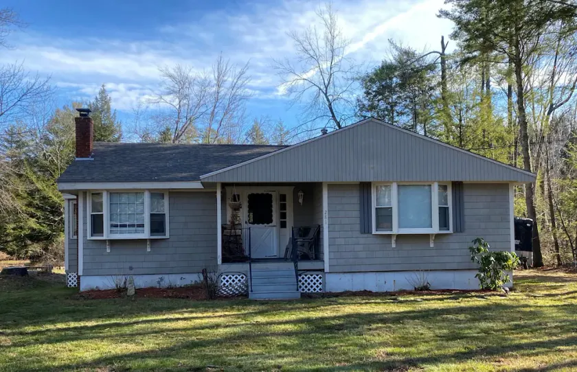 Direct Water Access to Lake! w/ Boat Dock, Heat, AC, TV & Internet, Sleeps 6 - Image 1