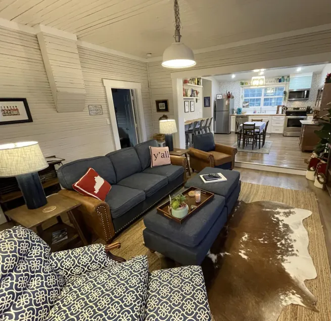 Bourbon Trail & Relaxing rural spot. Restored Farmhouse on 22 private acres. - Image 1