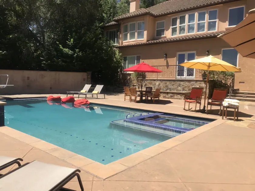 Private Wine Country Gated Community (30 nights minimum for this one) - Image 1
