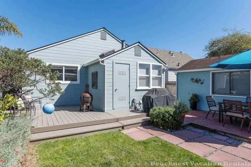 8th Avenue Beach Cottage - Image 1