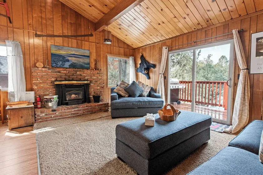 Forest Edge Retreat - Cozy, log cabin with a wood burning fireplace! Pool Table, Foosball and Darts! - Image 1