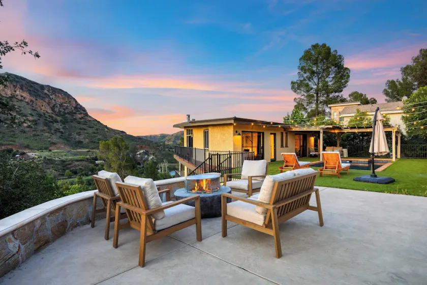 The Lake House At Malibu by AvantStay - Image 1