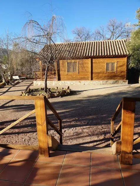 wooden cabin in the Sierra del Segura - Image 1