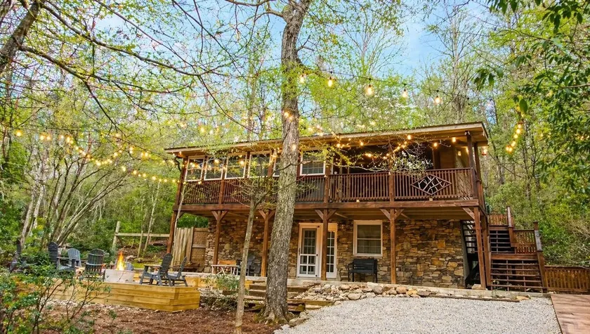 Blue Ridge Mountain Retreat with Cozy Firepit Terrace. - Image 1