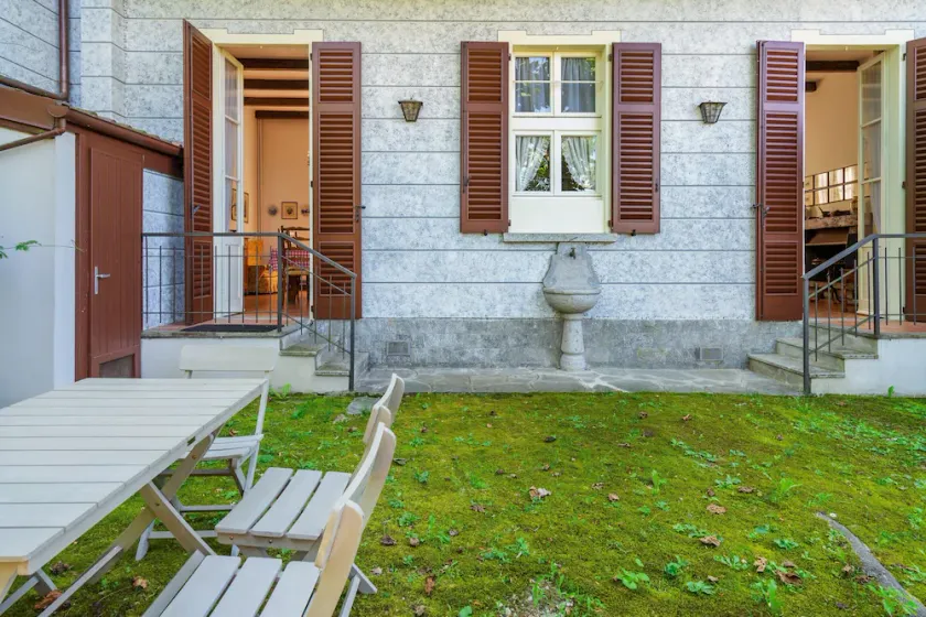 Holiday Home in Meina - Image 1