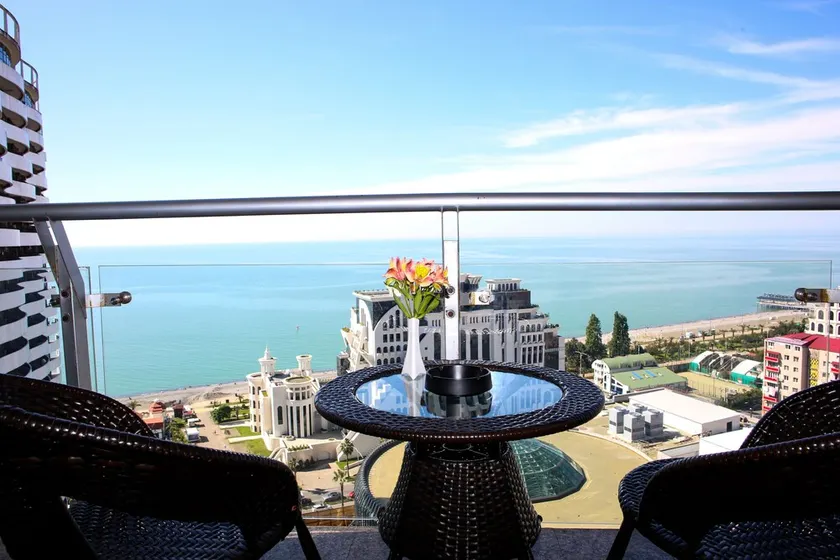 Hotel Corner Inn - Image 1