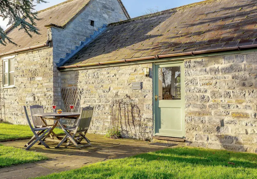 1 bedroom accommodation in Langport, near Somerton - Image 1