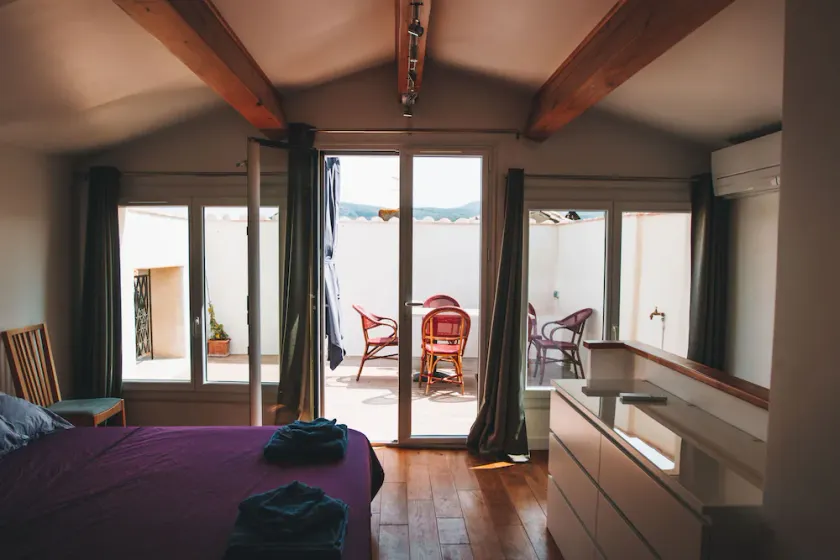 Luminous and spacious air conditioned house in the heart of the Corbières - Image 1