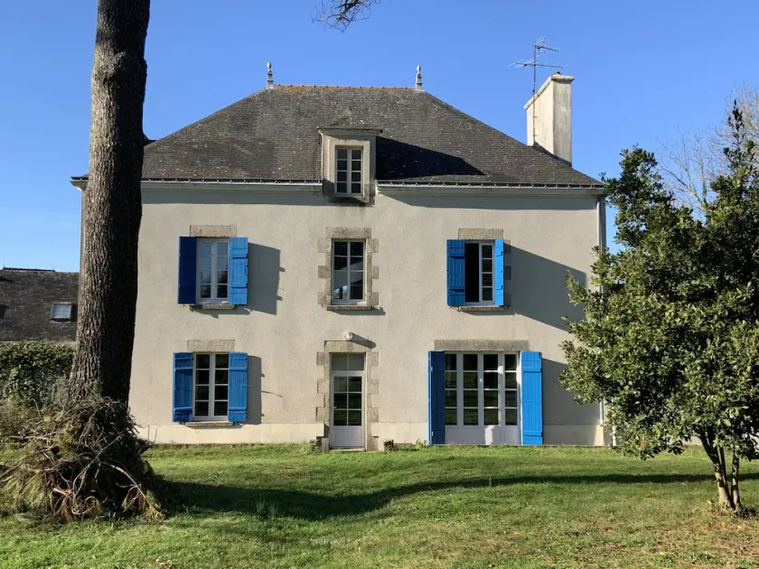 Beautiful character property in Kercabellec - Image 1