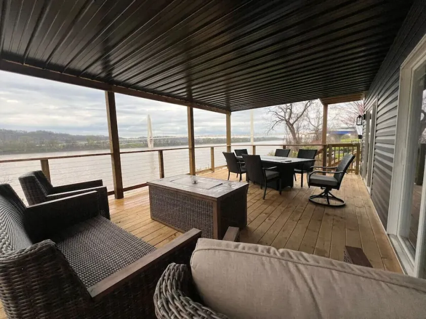 RiverSuite1 - A mesmerizing river & bridge view. - Image 1