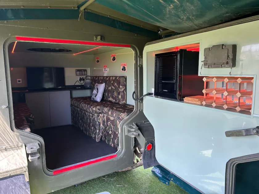 Glamping Samaritan tank - Image 1