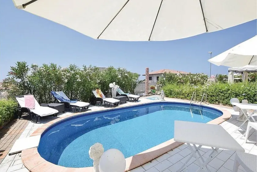 Villa Croma: An elegant and welcoming three-story townhouse which faces the sun and the sea, with Free WI-FI. - Image 1