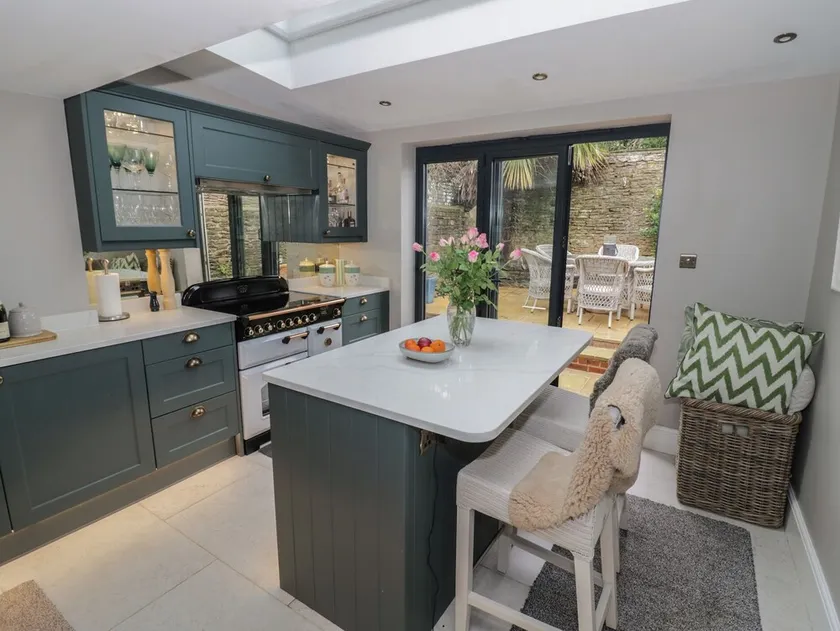 23 New Church Street - Image 1