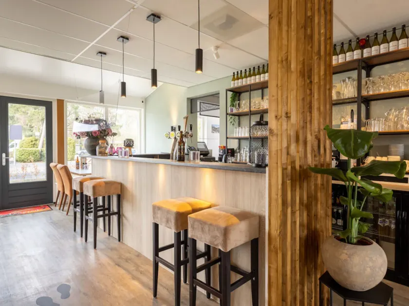 Bungalow in Veluwe Nature Park Retreat - Image 1