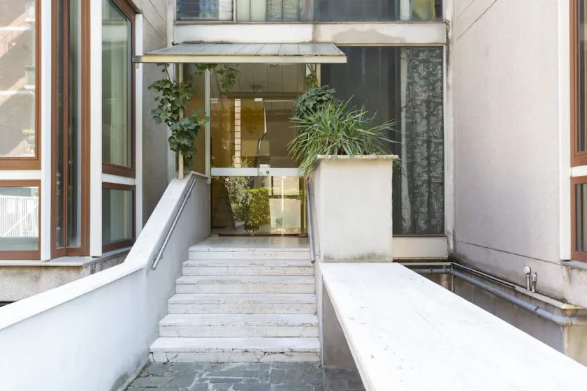notaMI - Twins Apartment  - Image 1