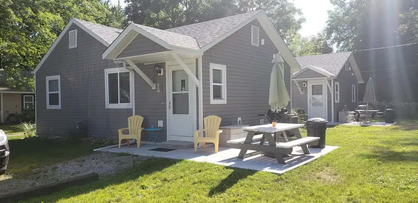 The Beach House Cottage - Image 1