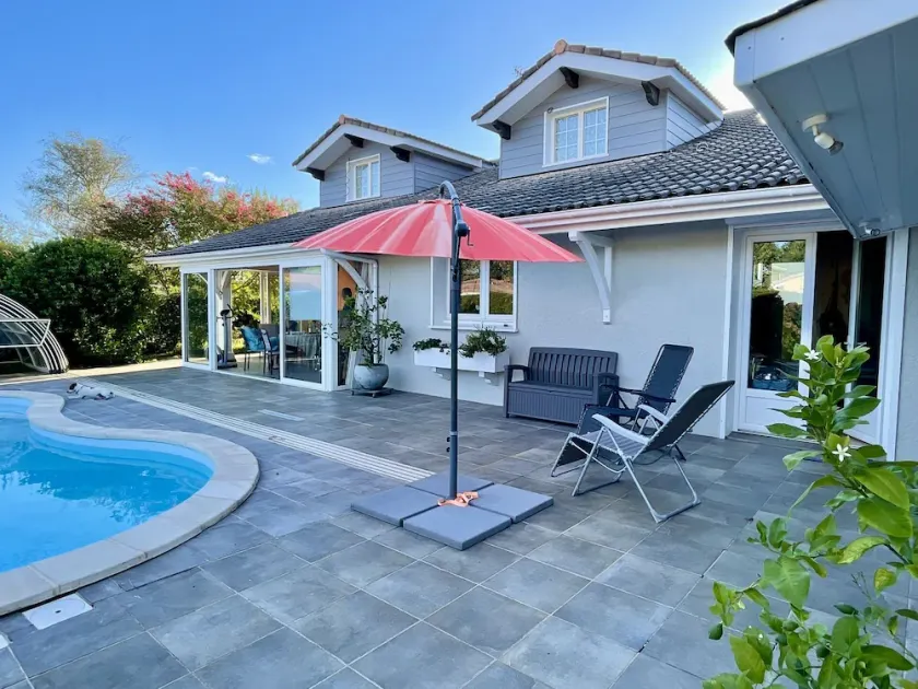Gemütliches Ferienhaus mit herrlichem Pool, Terrasse und Garten - Image 1