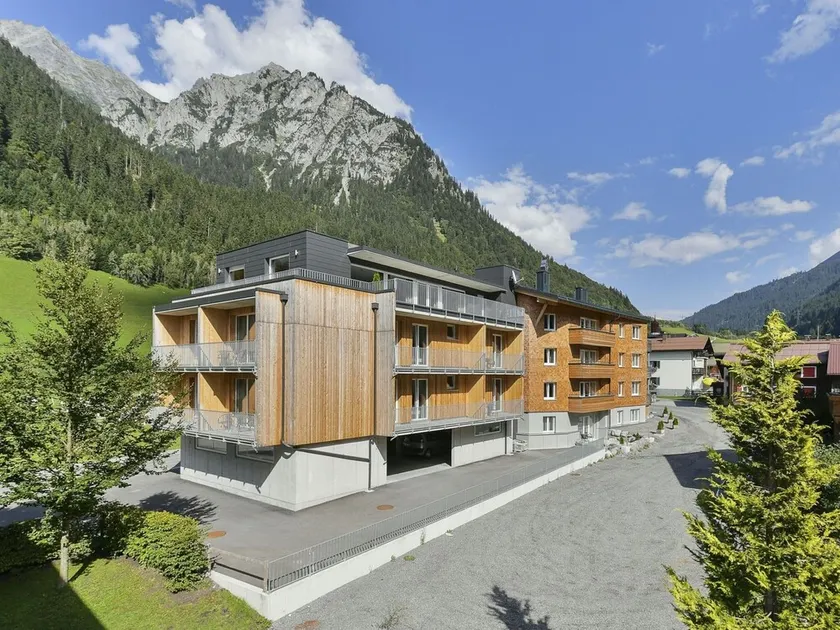 Majestic apartment in Klösterle with sauna on the Arlberg Met Terras - Image 1