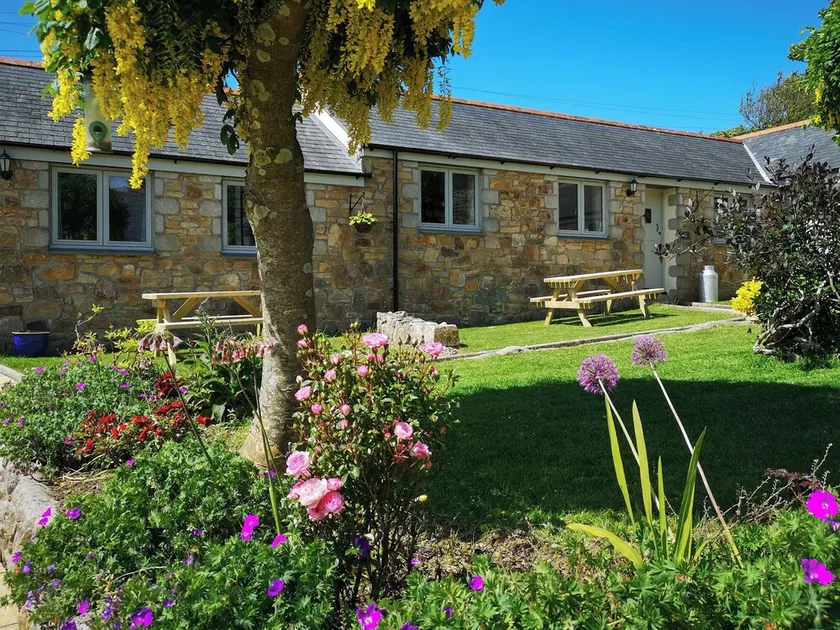 3 bedroom accommodation in Mawla, near Porthtowan - Image 1