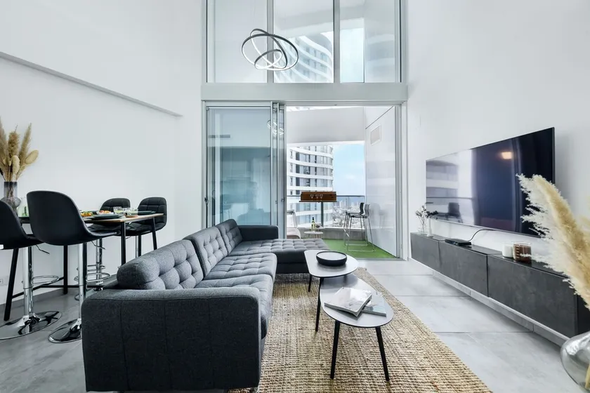 MAMAD - Luxe Apt in Top Tel Aviv Neighborhood - Image 1