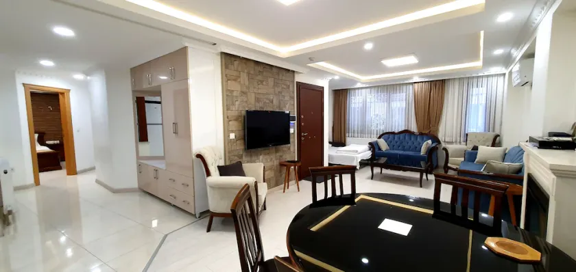 Taksim Cihangir Apt. Family & Friends 2BR: Sleeps 8, Central Location, Open Plan - Image 1