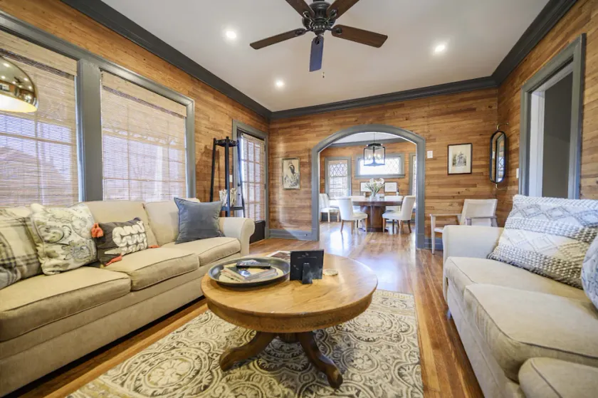 Amazing 4 Bedroom! 3 Full Bath! House in the Heart of Downtown Murfreesboro! - Image 1
