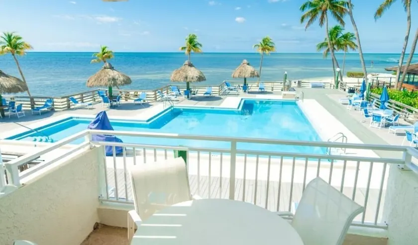 Caloosa Cove Resort by CoolVacay - Image 1