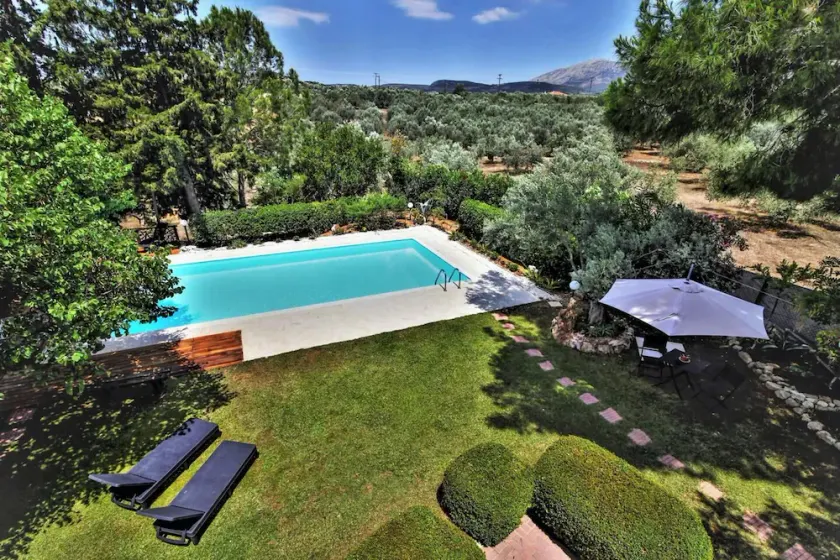 Beautiful Villa With Swimming Pool Near Nafplion - Image 1