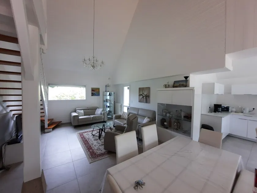 Luxury house ground floor, modern decoration, garden, parkings, wifi, near beach - Image 1